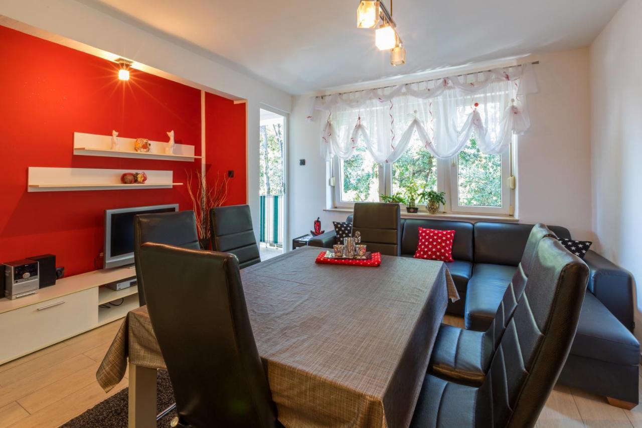 Apartman Mladenka Dramalj Zewnętrze zdjęcie