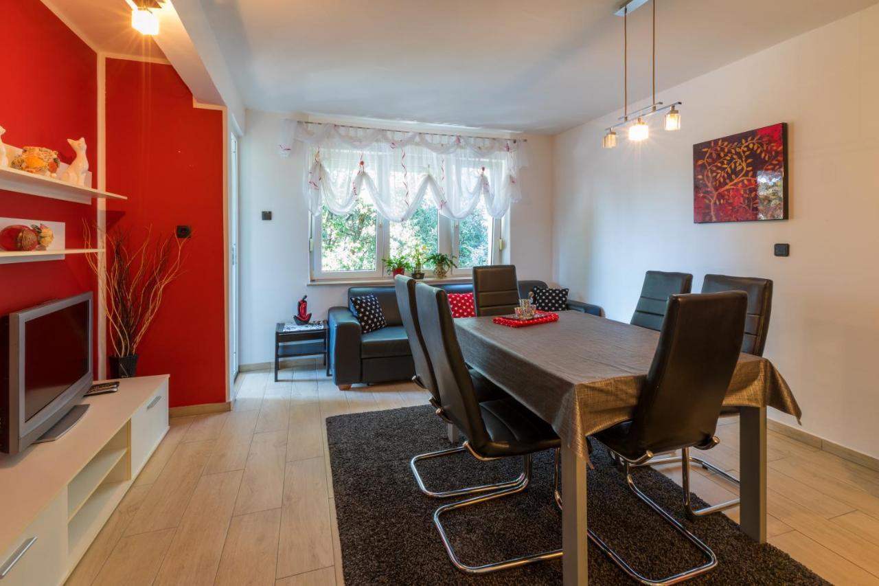 Apartman Mladenka Dramalj Zewnętrze zdjęcie